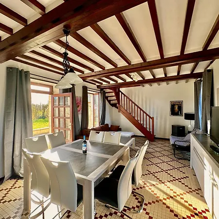 Holiday home Les Coquelicots *