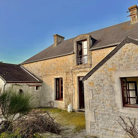 Дом отдыха Les Coquelicots Longueville (Calvados)