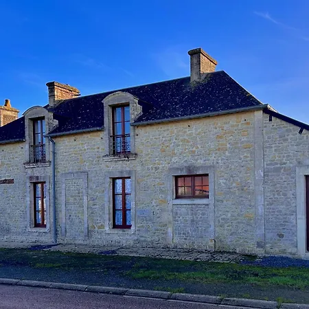 Les Coquelicots Дом отдыха Longueville (Calvados)