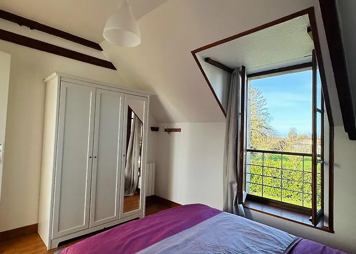 Les Coquelicots Longueville (Calvados)